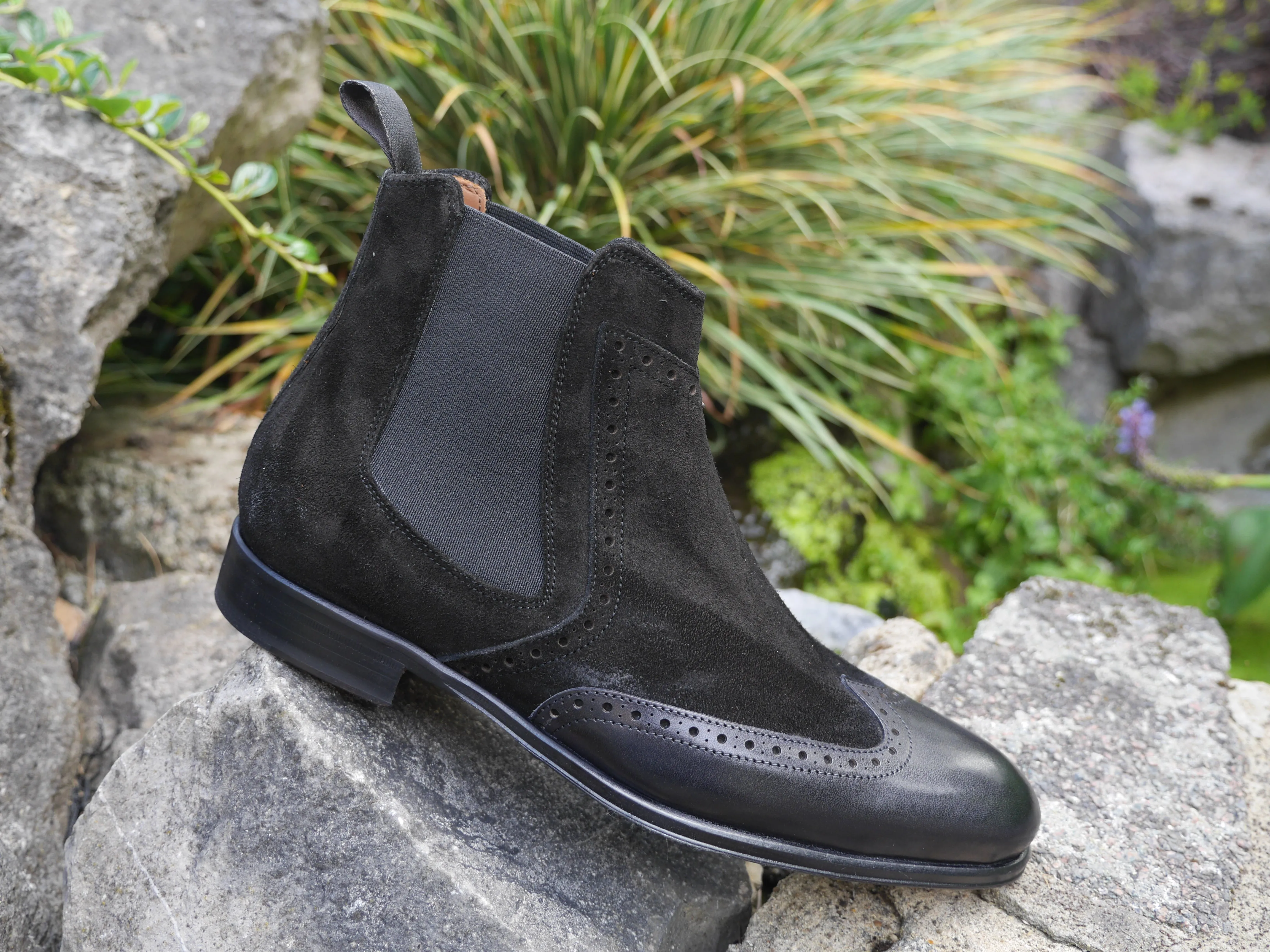 1142 - Bitols Suede Nero