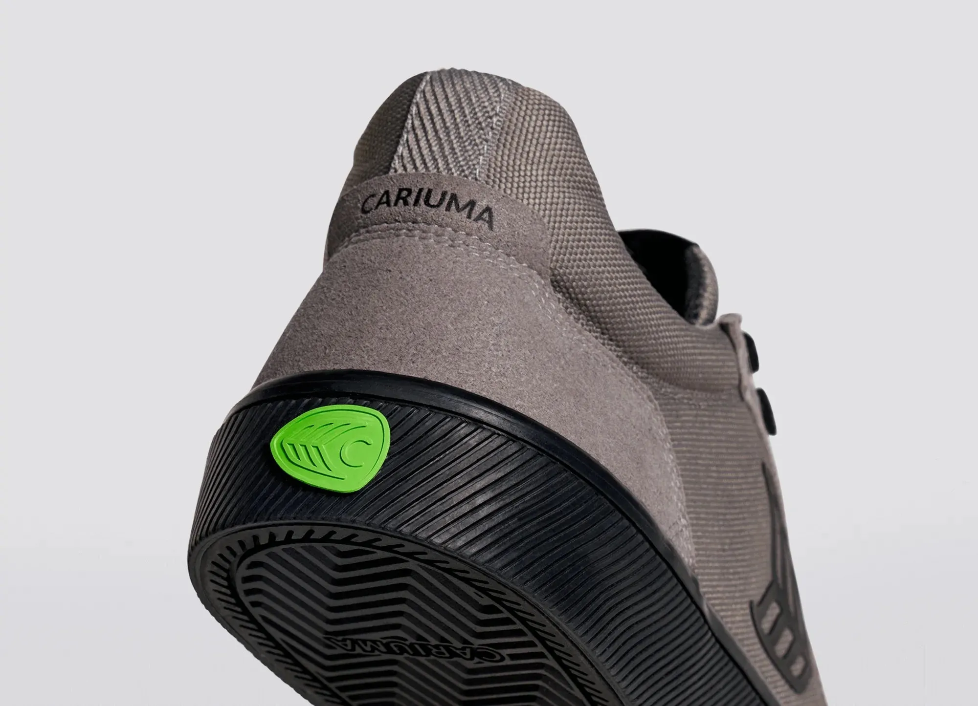 Cariuma Vallely Skate Charcoal Grey Suede CGB