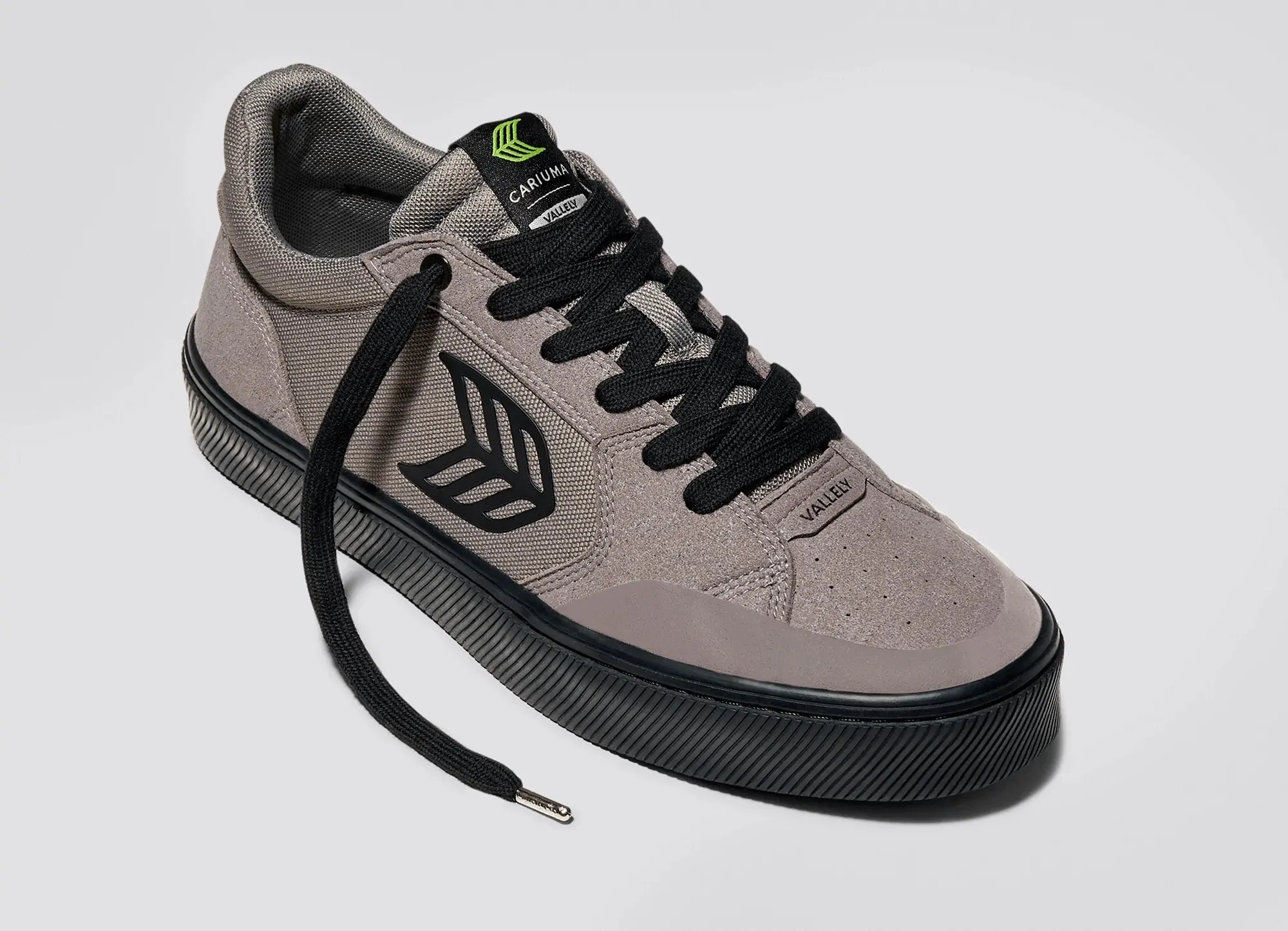 Cariuma Vallely Skate Charcoal Grey Suede CGB