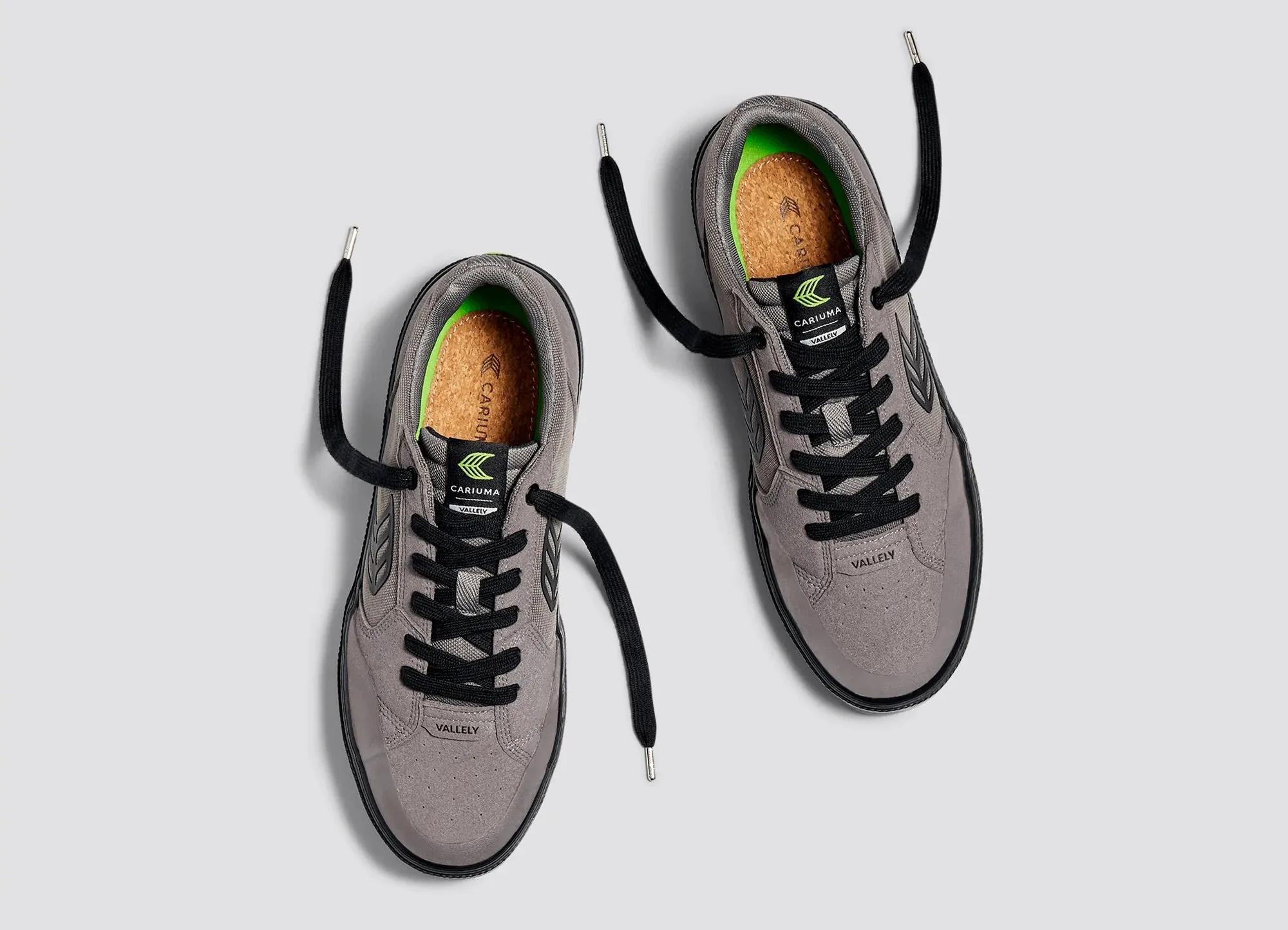 Cariuma Vallely Skate Charcoal Grey Suede CGB