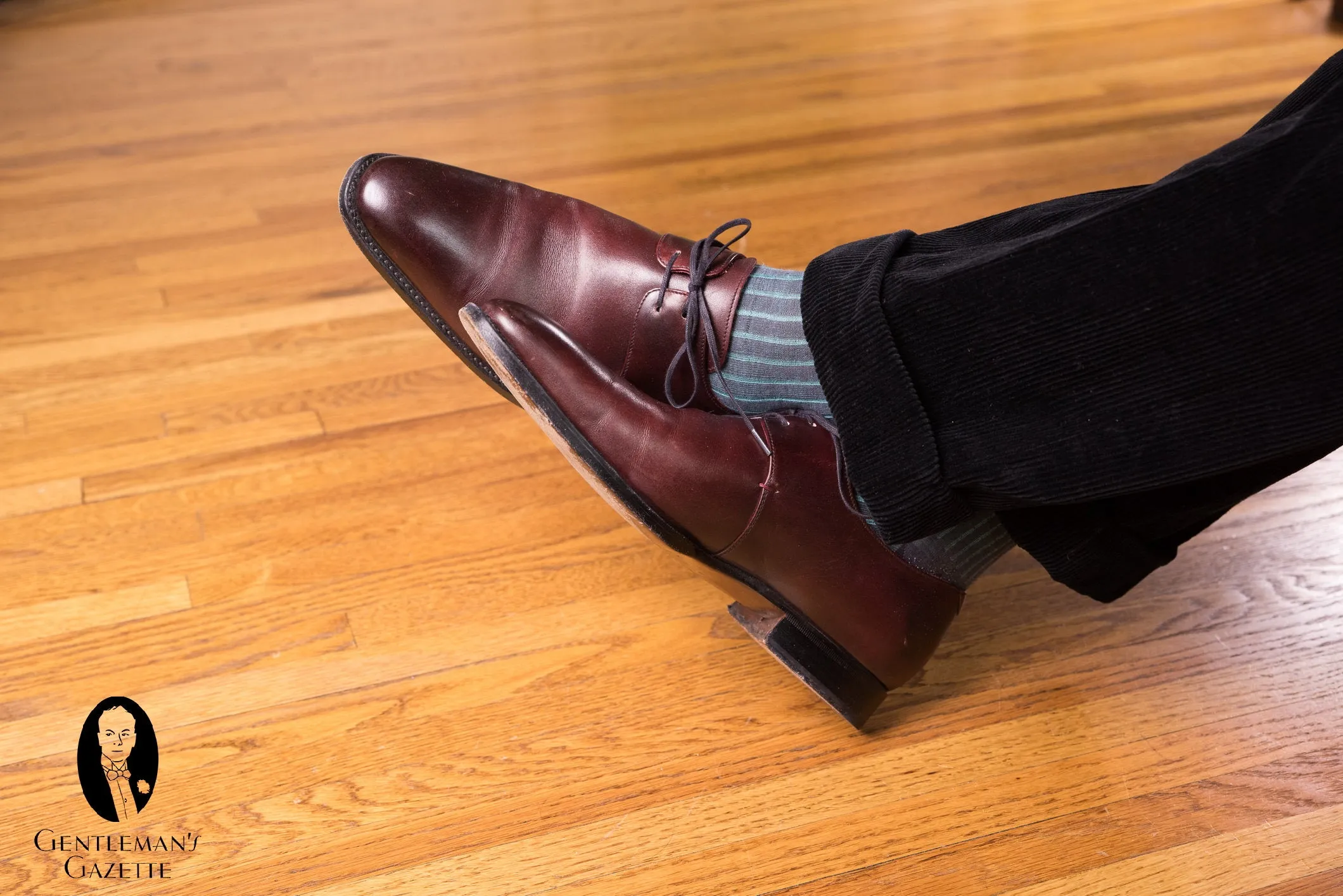 Gray & Turquoise Shadow Stripe Cotton Socks