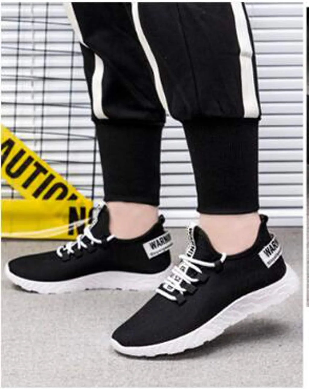 Mens Tennis Shoes Black Men Lightweight Breathable Walking Shoes Gym Tennis Athletic Mens Training Sneakers