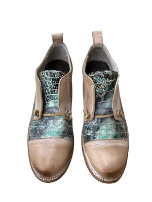 Shoes Flats By Freebird  Size: 9